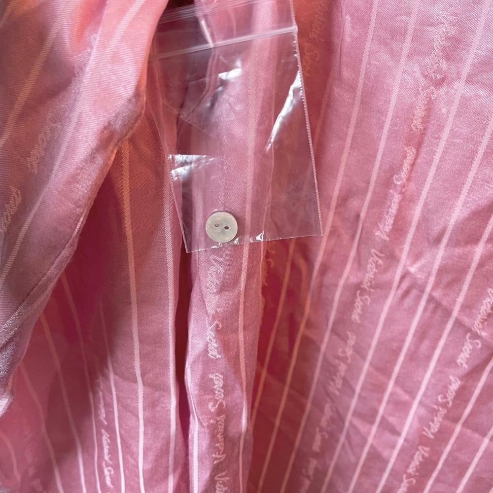 Victorias Secret Pajama Shirt Women’s Medium Pink Striped Button Up Silky top - Picture 6 of 9